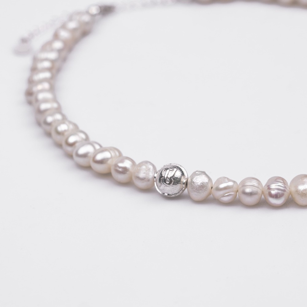 NATURAL PEARLS NECKLACE