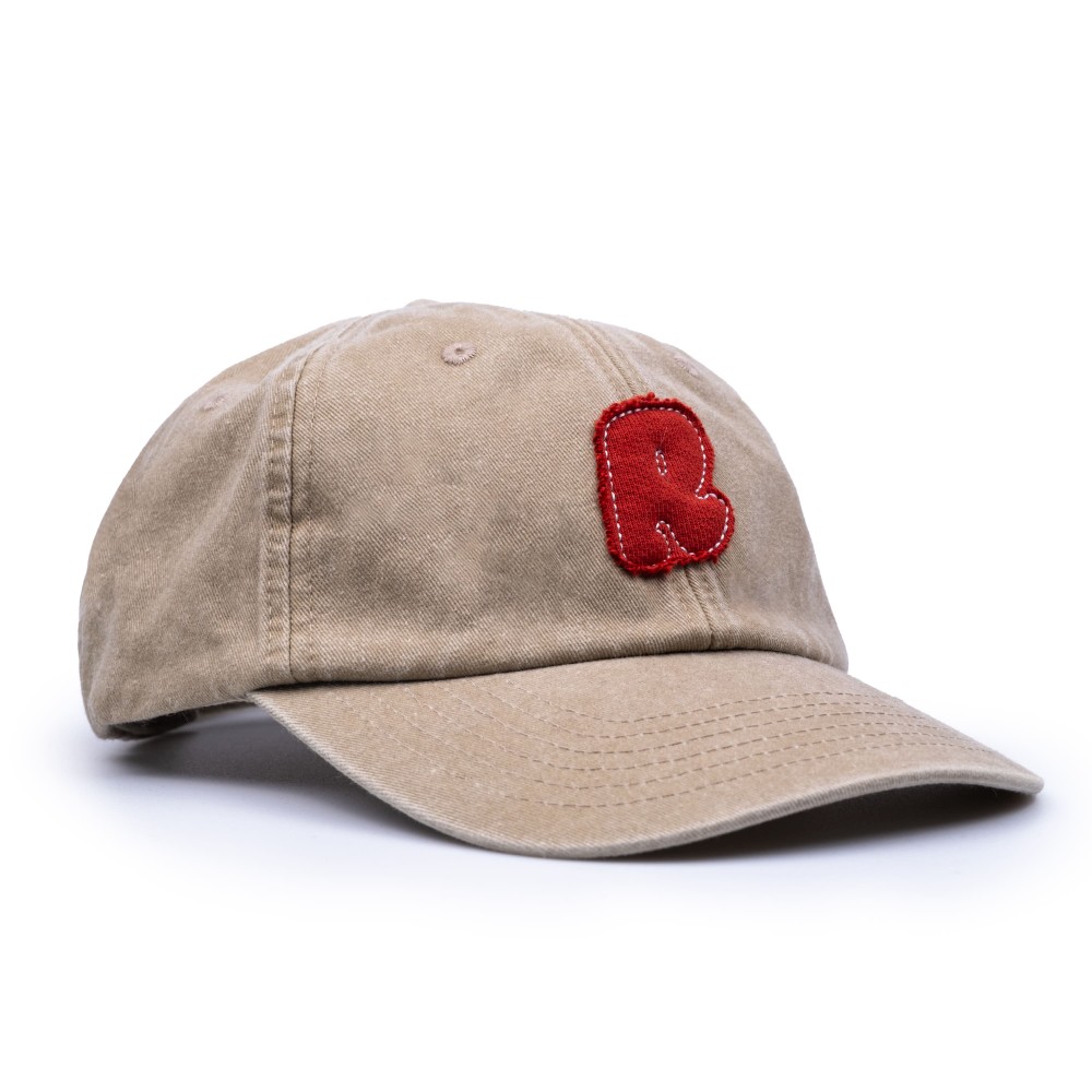 COZY UNIVERSITY BEIGE RED CAP