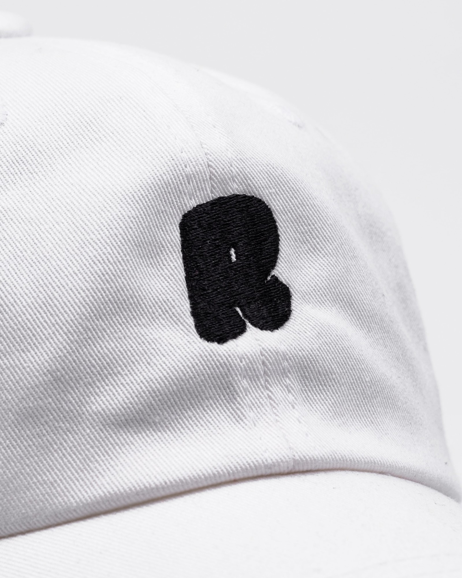 BASIC WHITE CAP