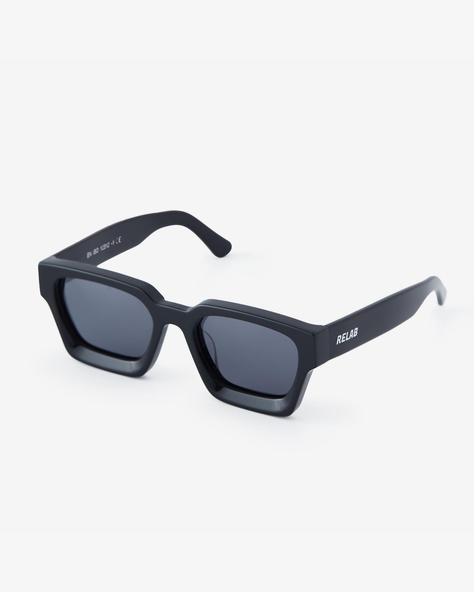 DAILY BLACK SUNGLASSES