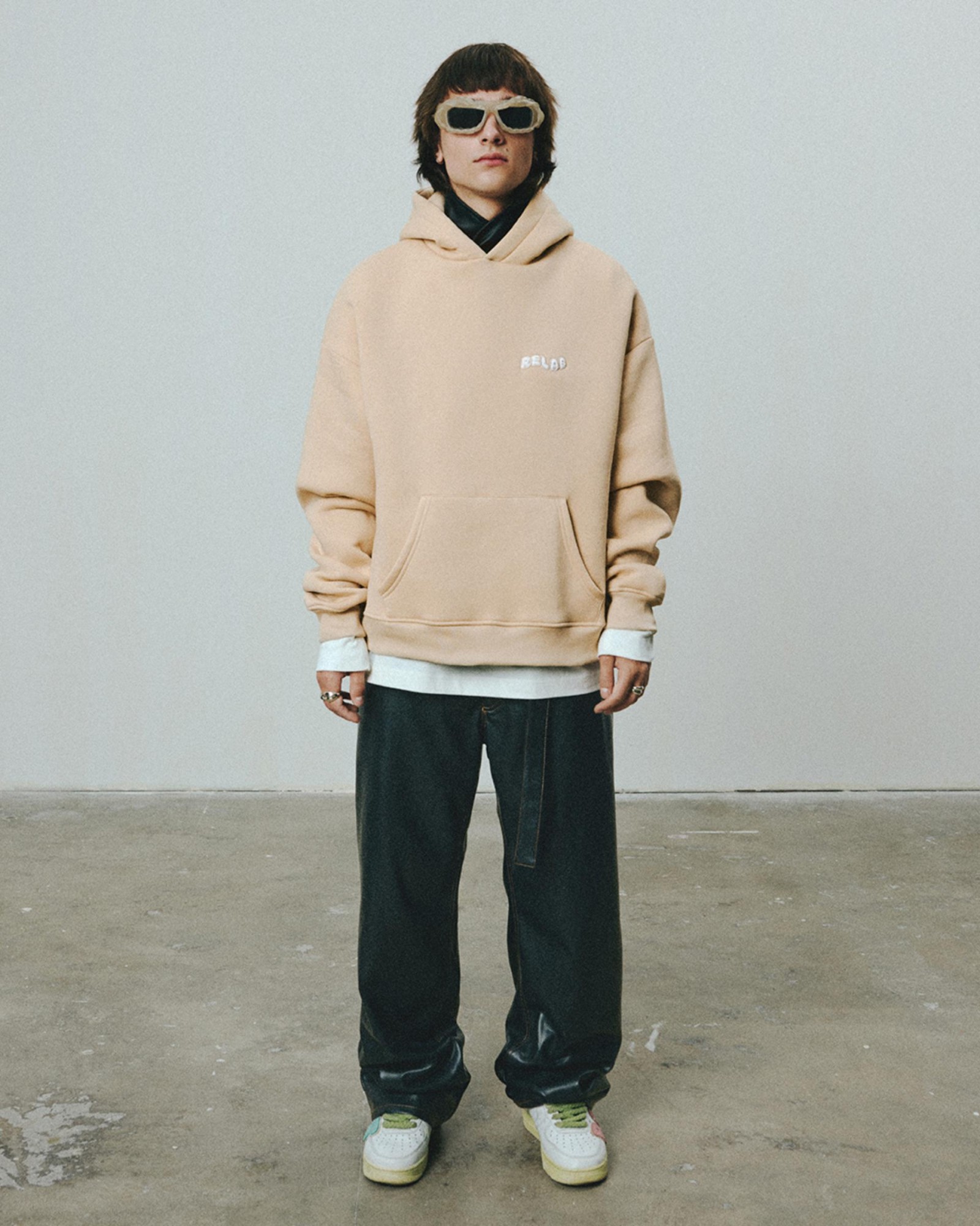 BASIC BEIGE HOODIE