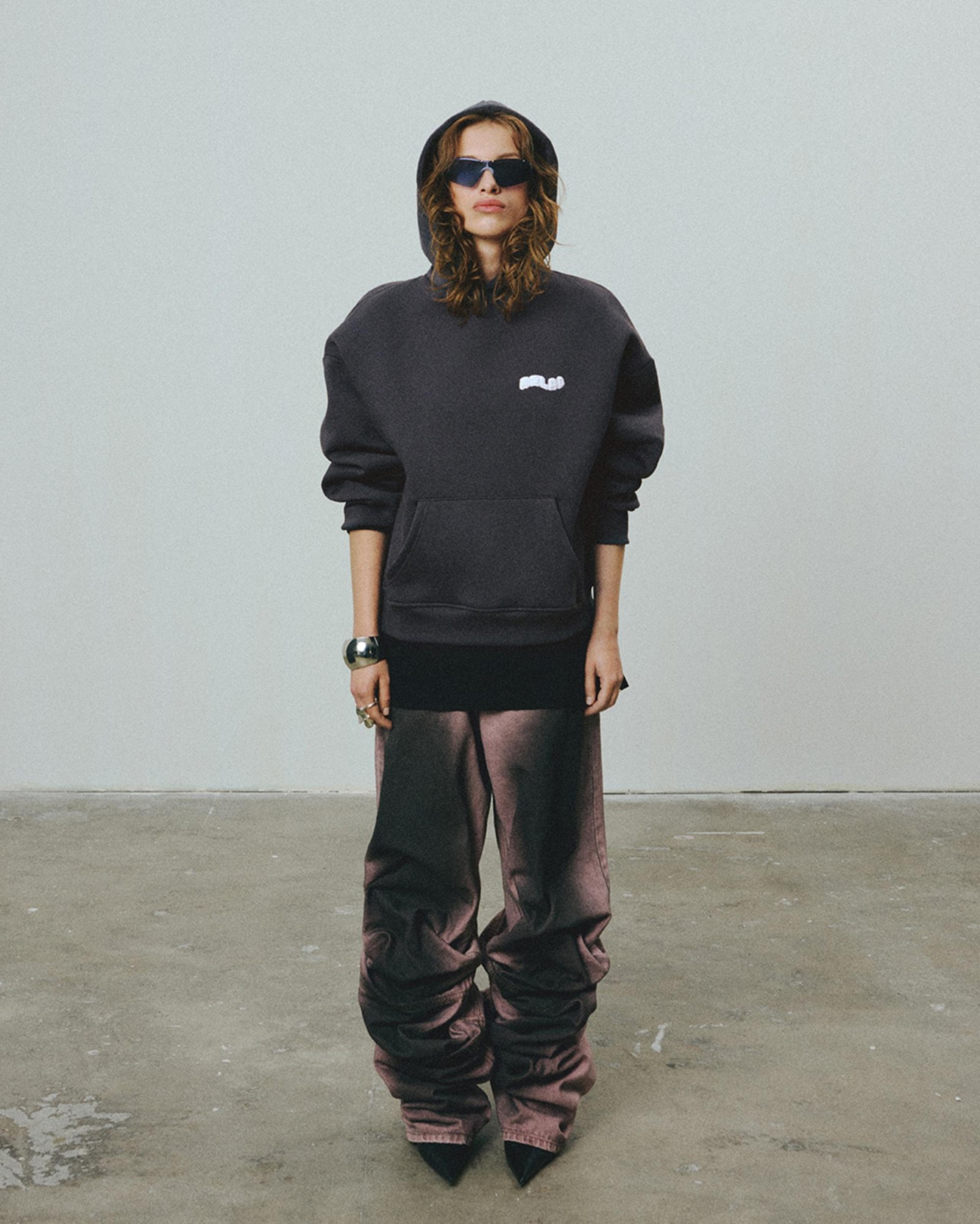 COZY SMALL GRAPHITE HOODIE