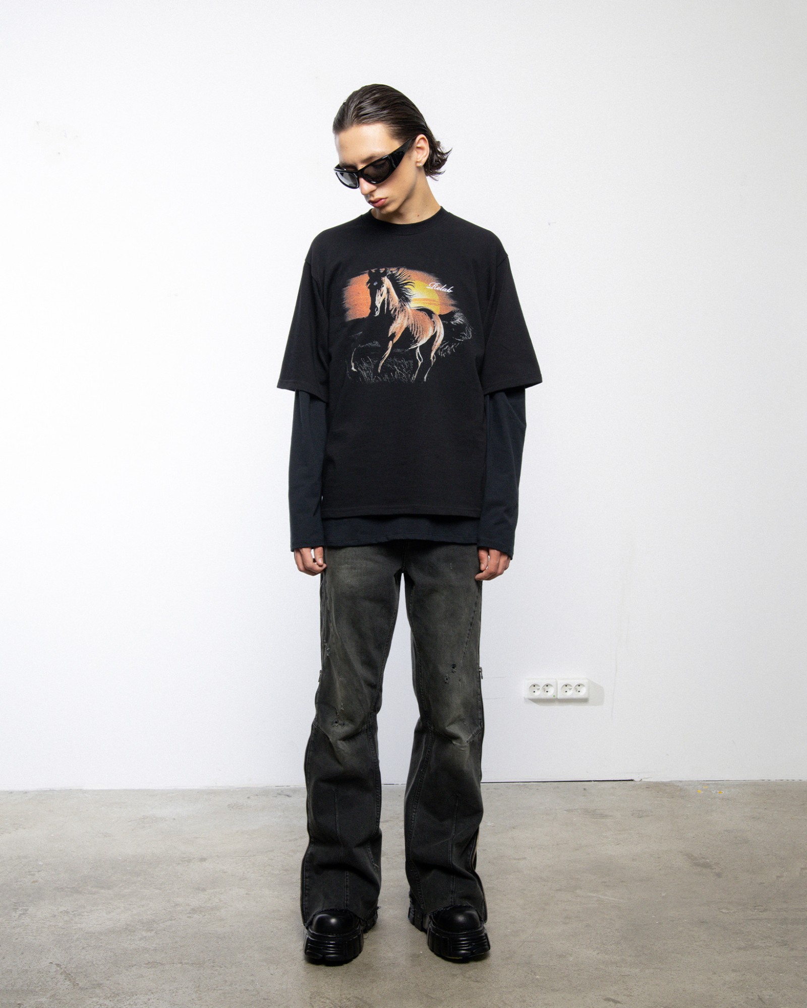 HORSE BLACK T-SHIRT