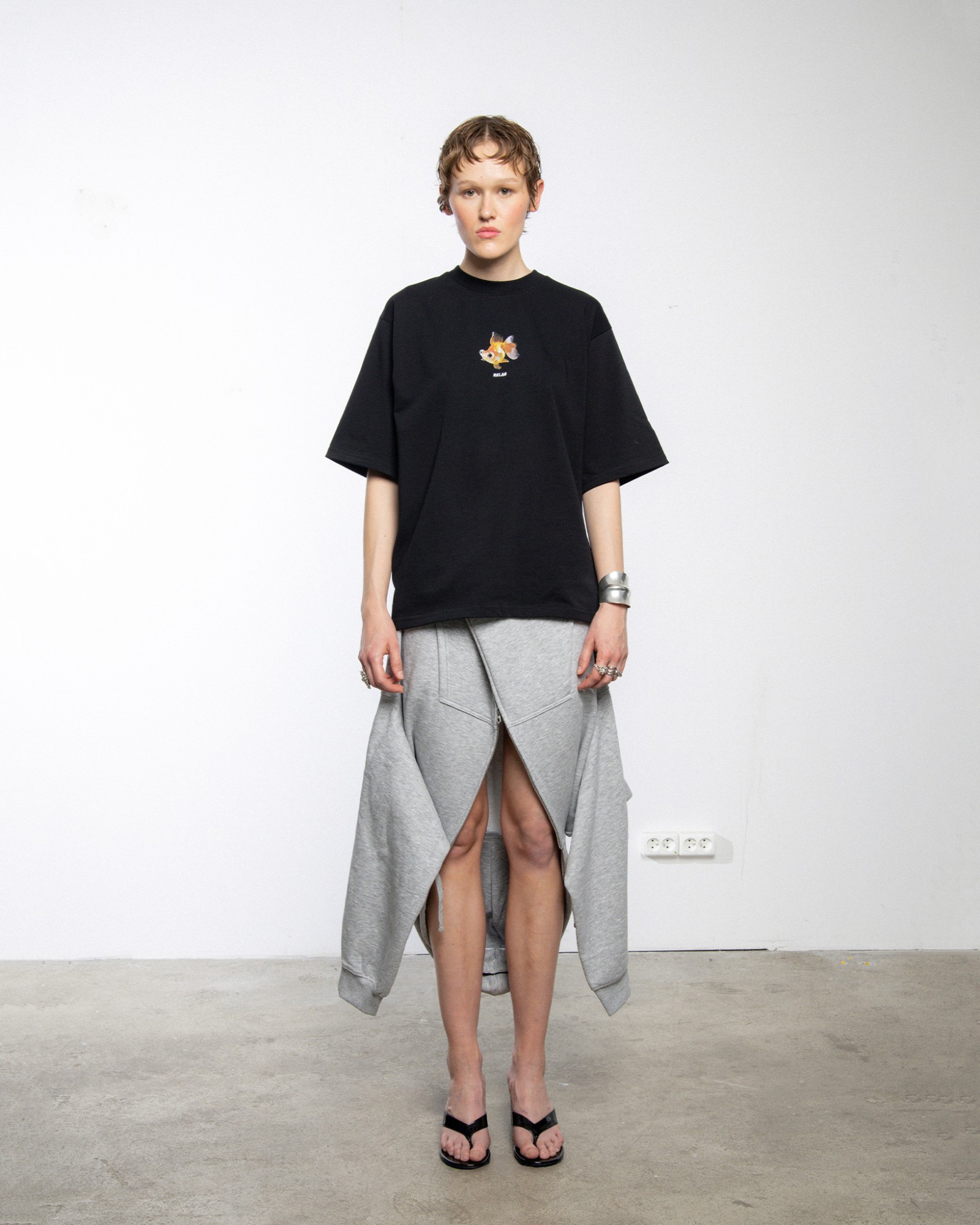 TELESCOPE BLACK T-SHIRT