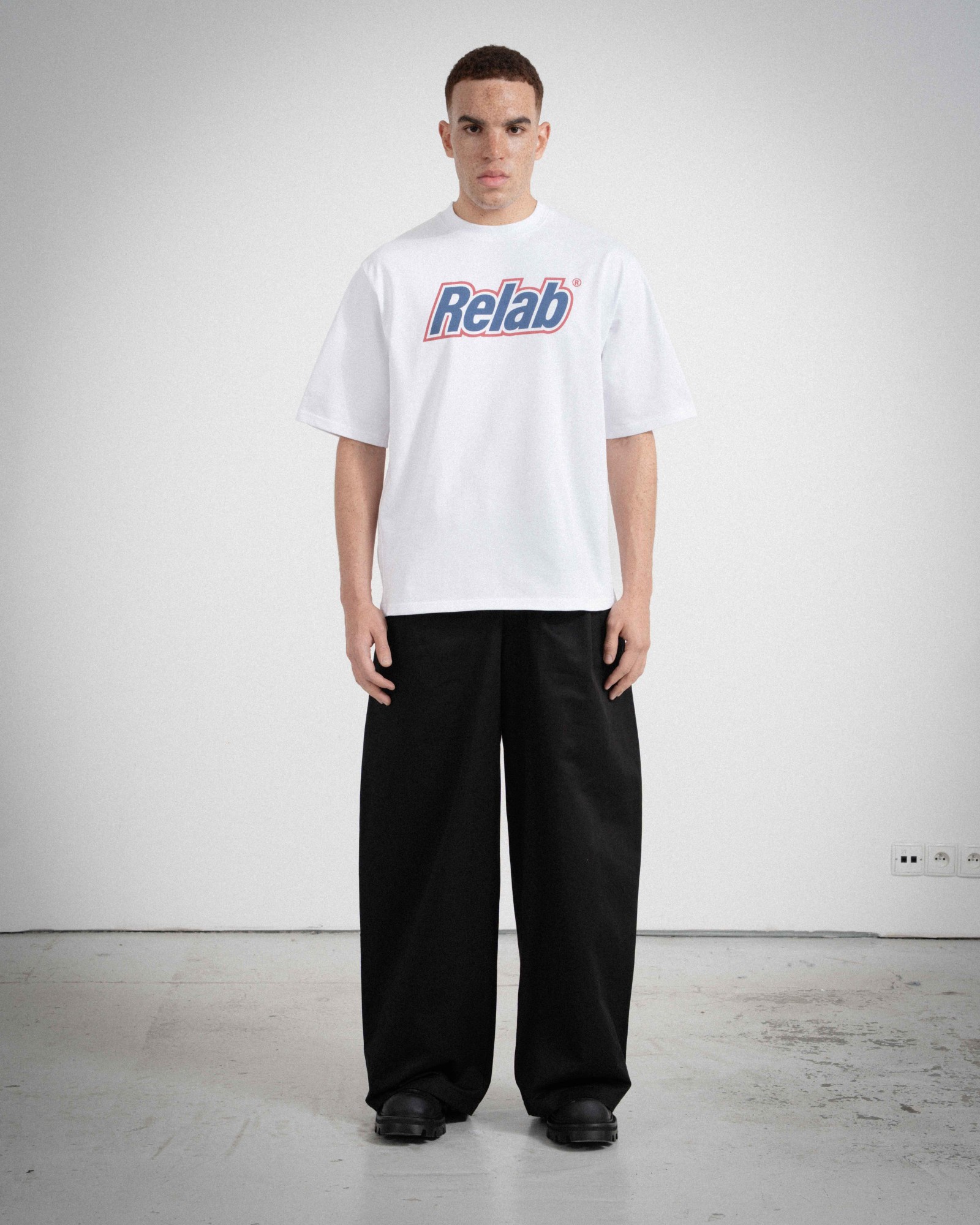 EDIBLE WHITE T-SHIRT