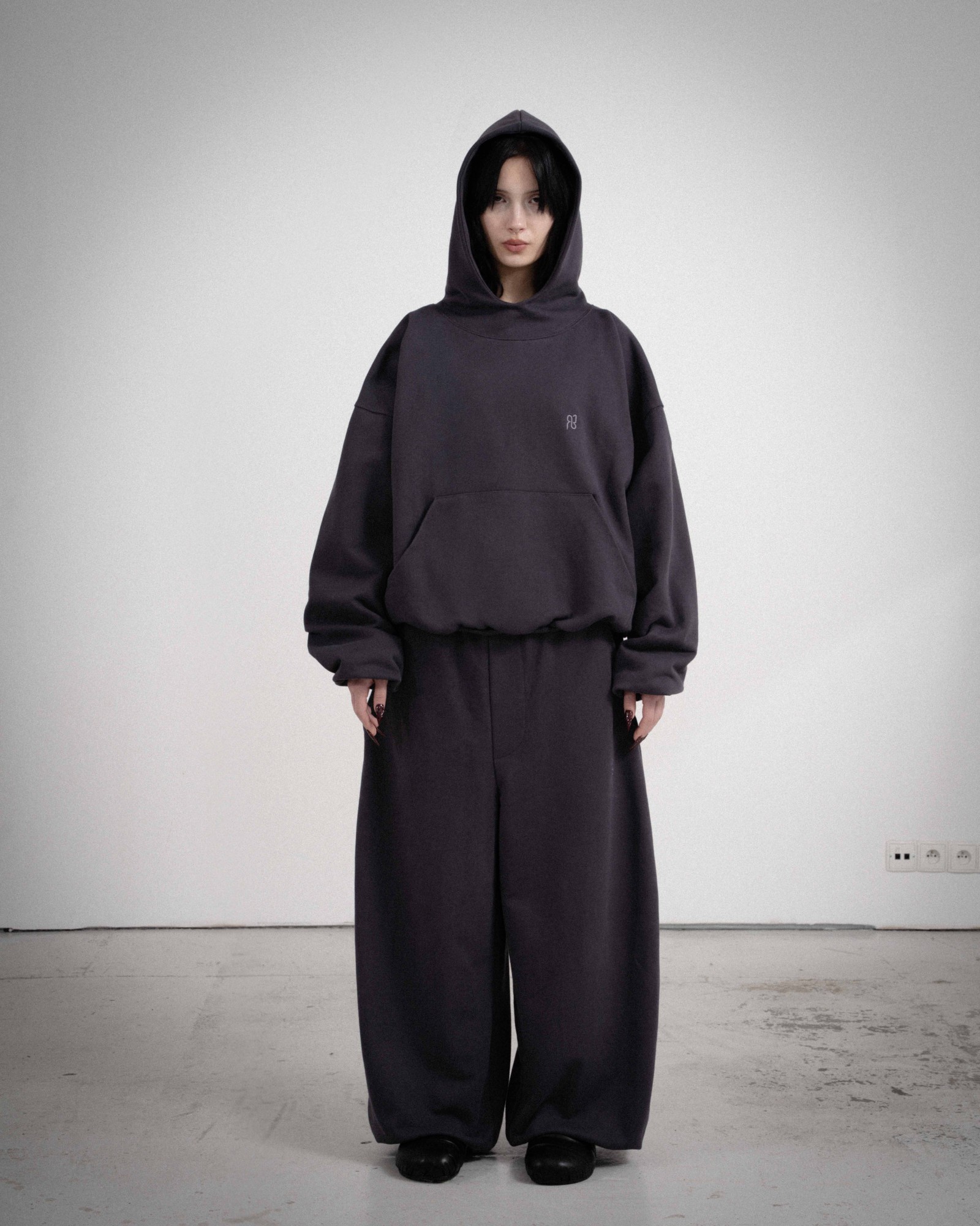 BIGGIE GRAPHITE GREY HOODIE