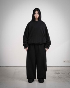 BIGGIE BLACK SWEATPANTS