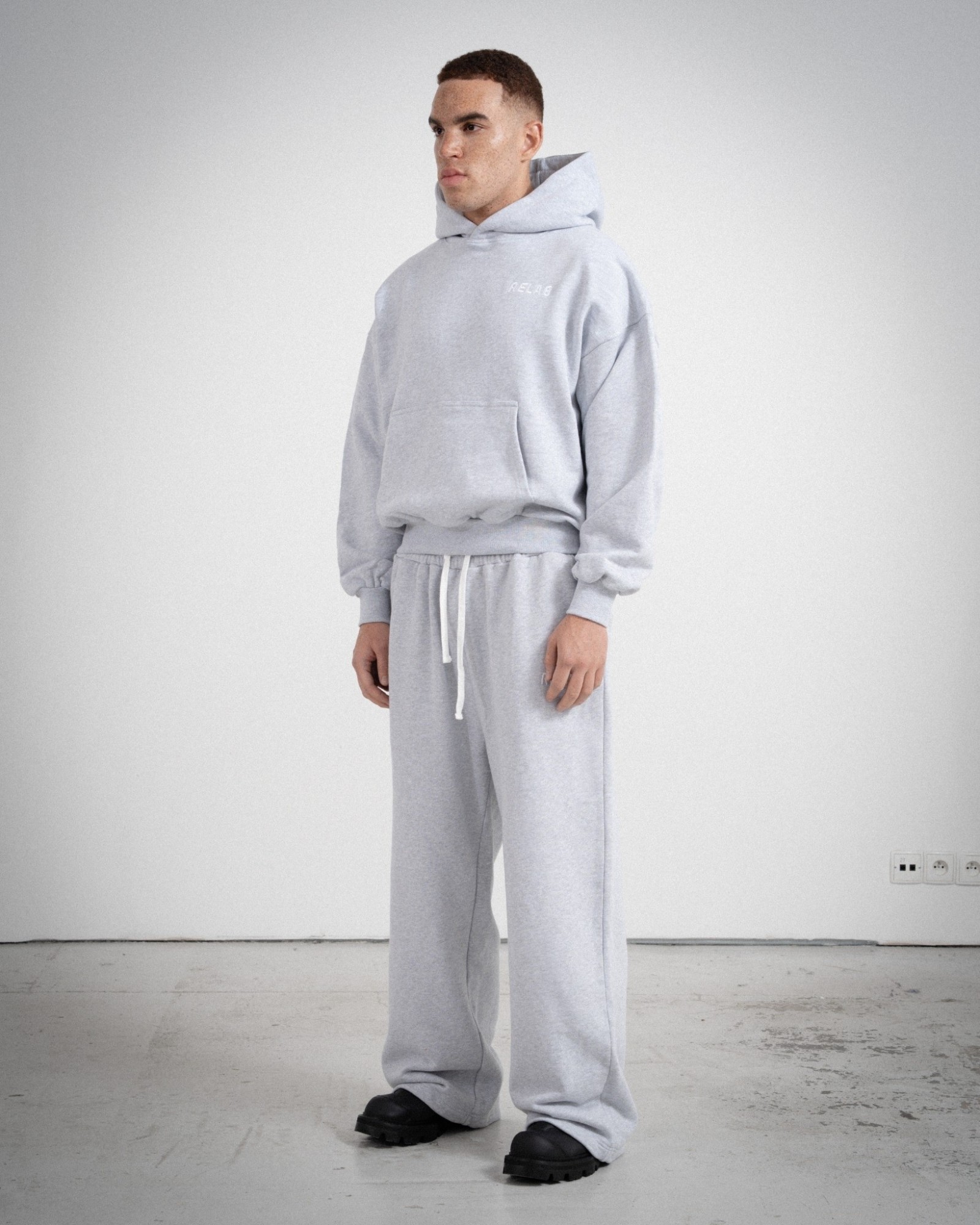 CORE GREY SWEATPANTS