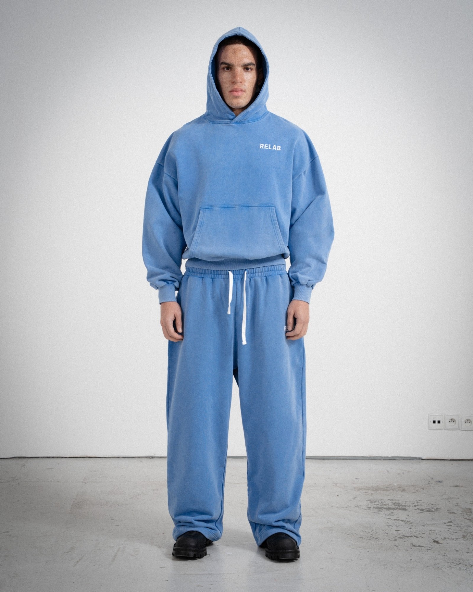 CORE BLUE SWEATPANTS