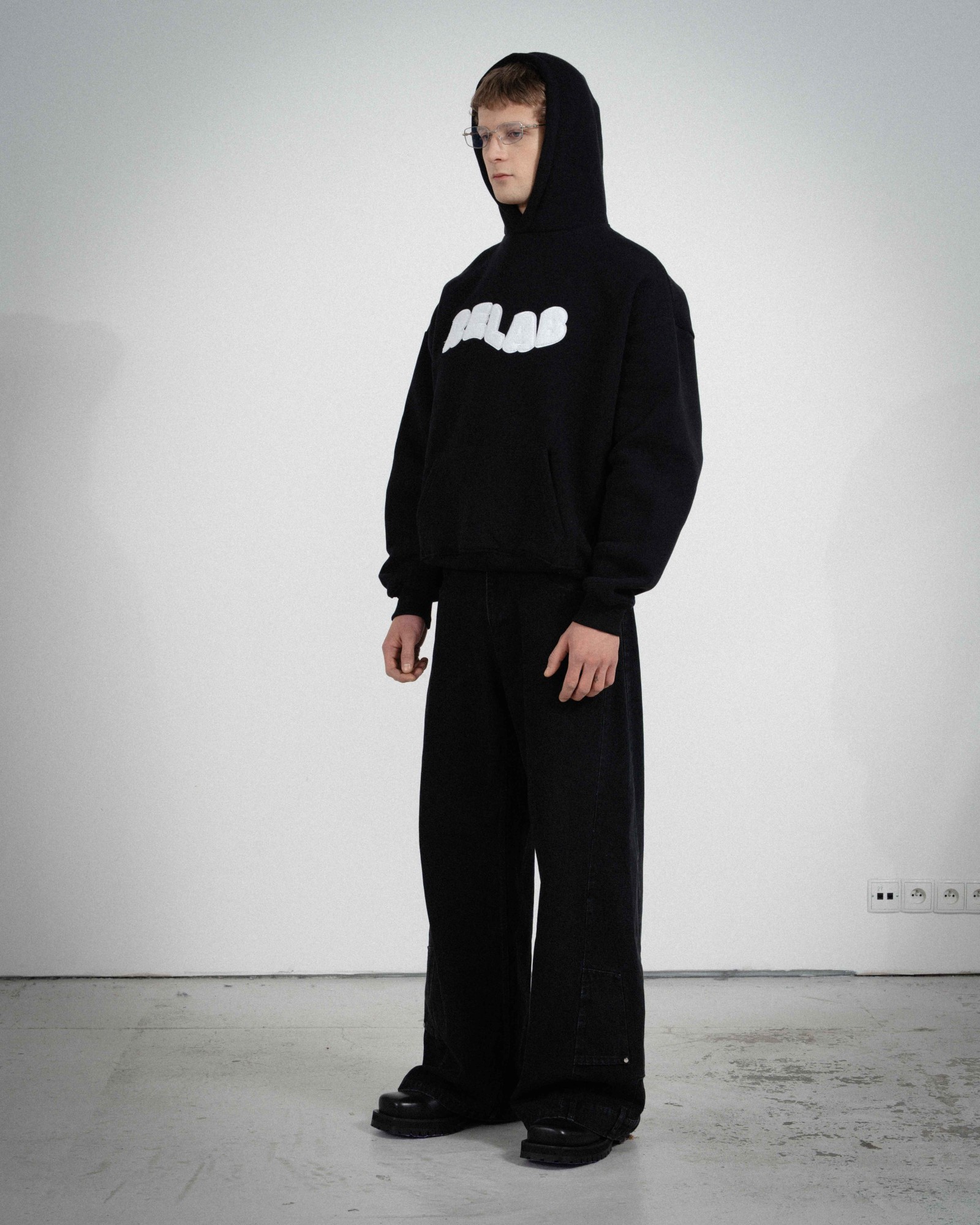 COZY BLACK WHITE HOODIE